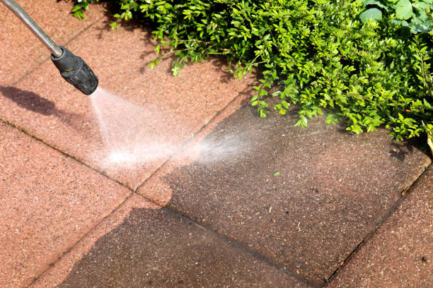 Best Garage Pressure Washing  in New Philadelphia, OH
